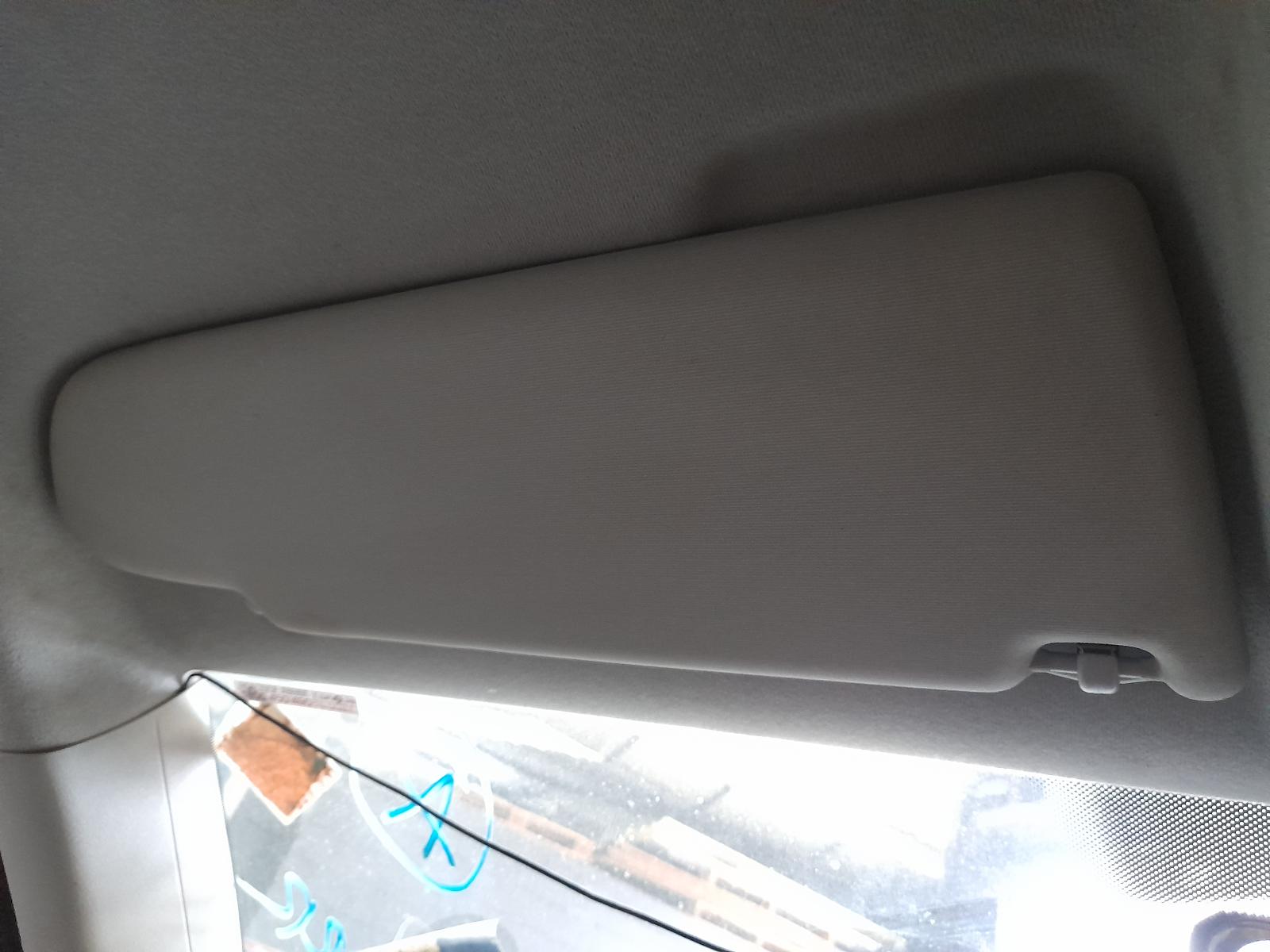 View Auto part Right Front Hub Assembly Volkswagen Transporter 2014