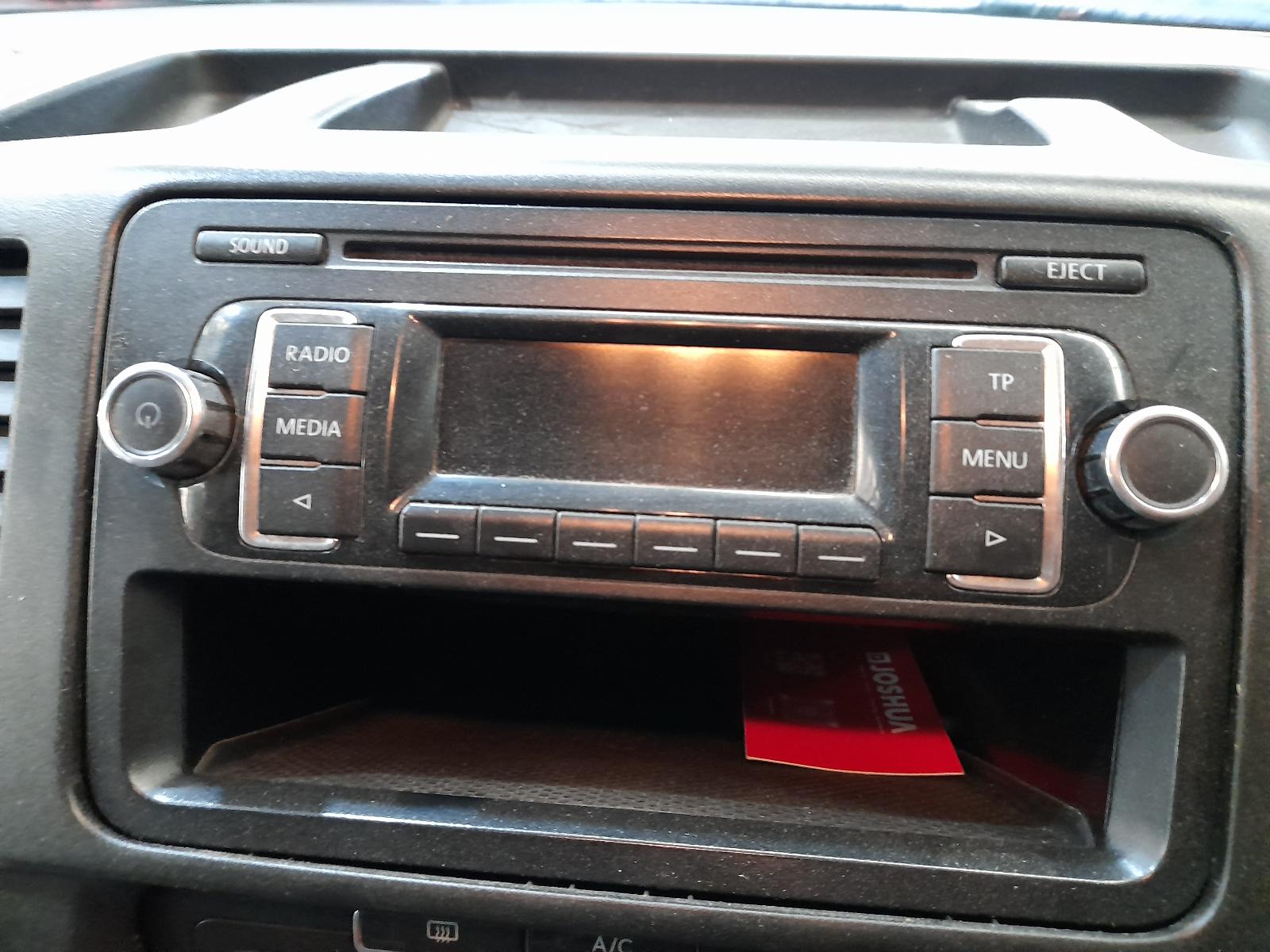 View Auto part Right Front Hub Assembly Volkswagen Transporter 2014