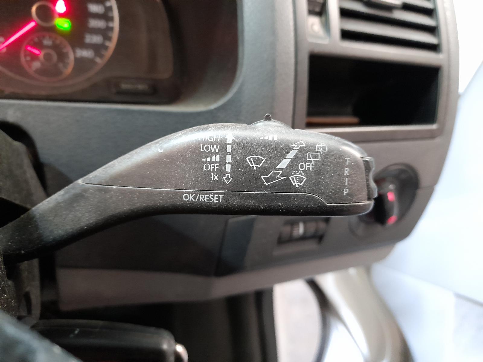 View Auto part Right Front Hub Assembly Volkswagen Transporter 2014