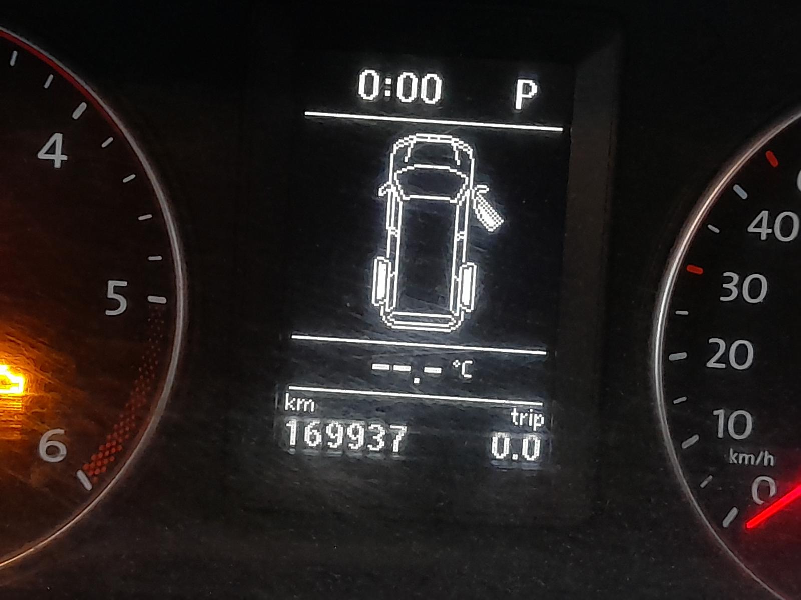 View Auto part Right Front Hub Assembly Volkswagen Transporter 2014