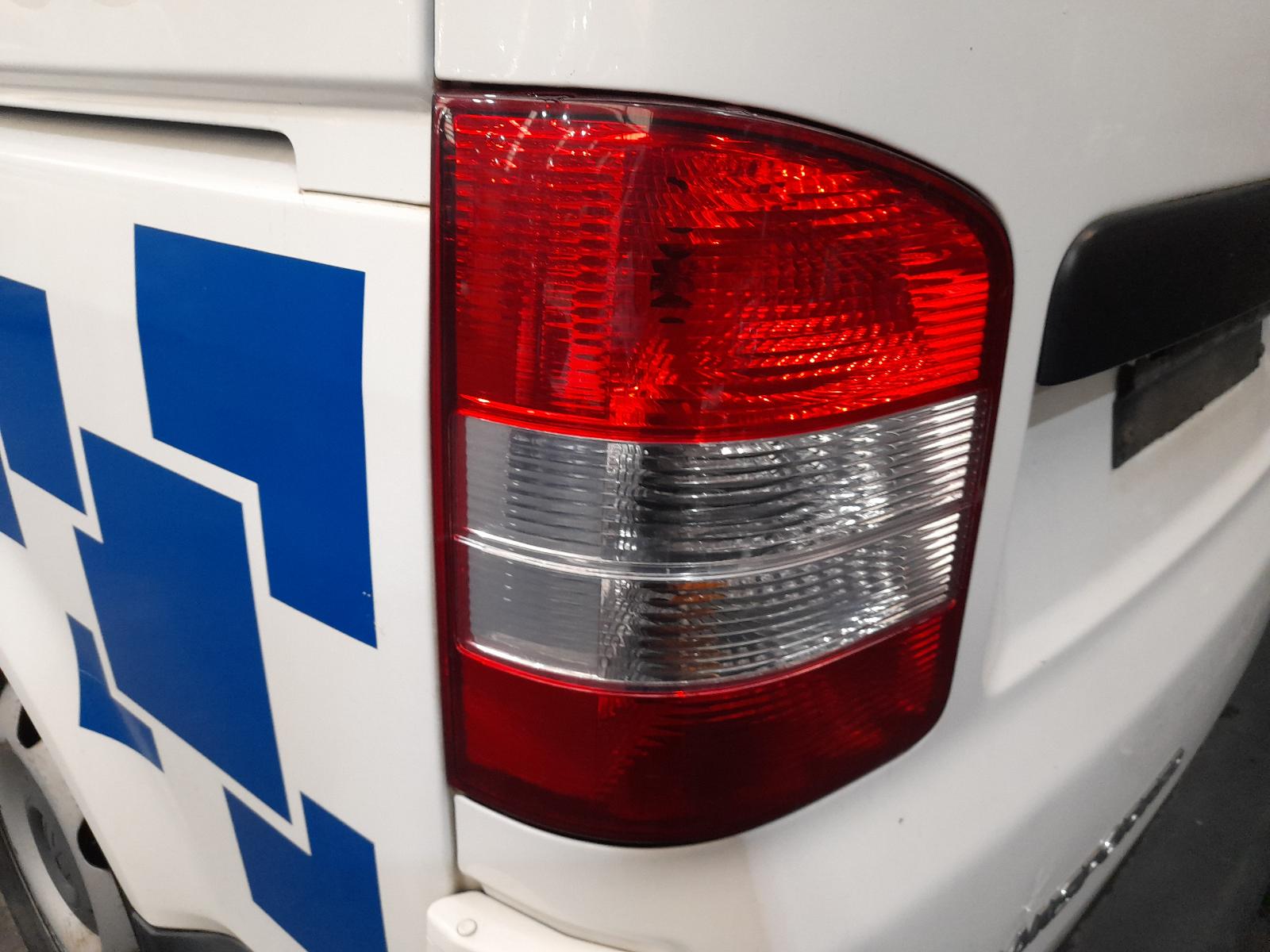 View Auto part Right Front Hub Assembly Volkswagen Transporter 2014