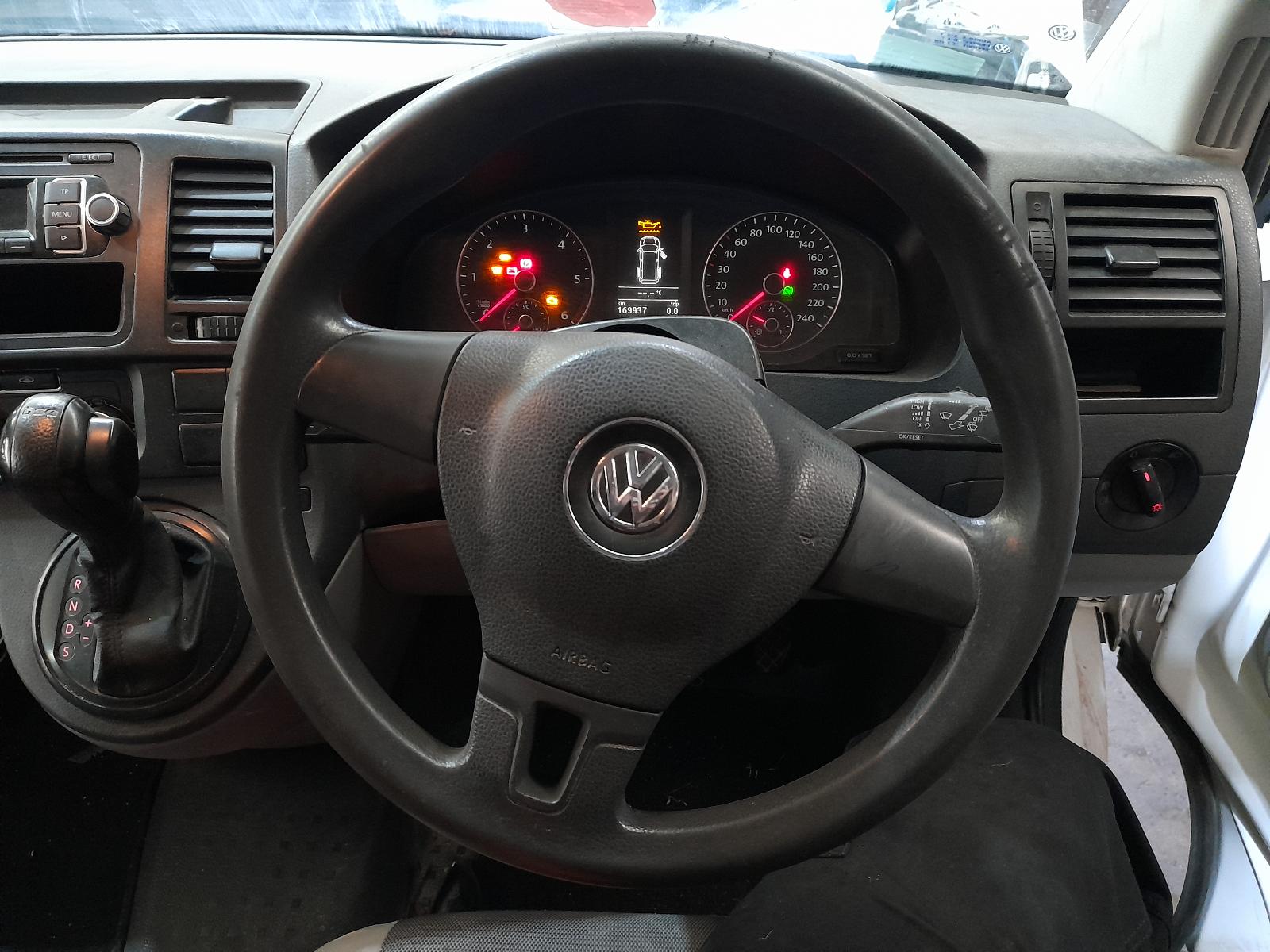 View Auto part Right Front Hub Assembly Volkswagen Transporter 2014