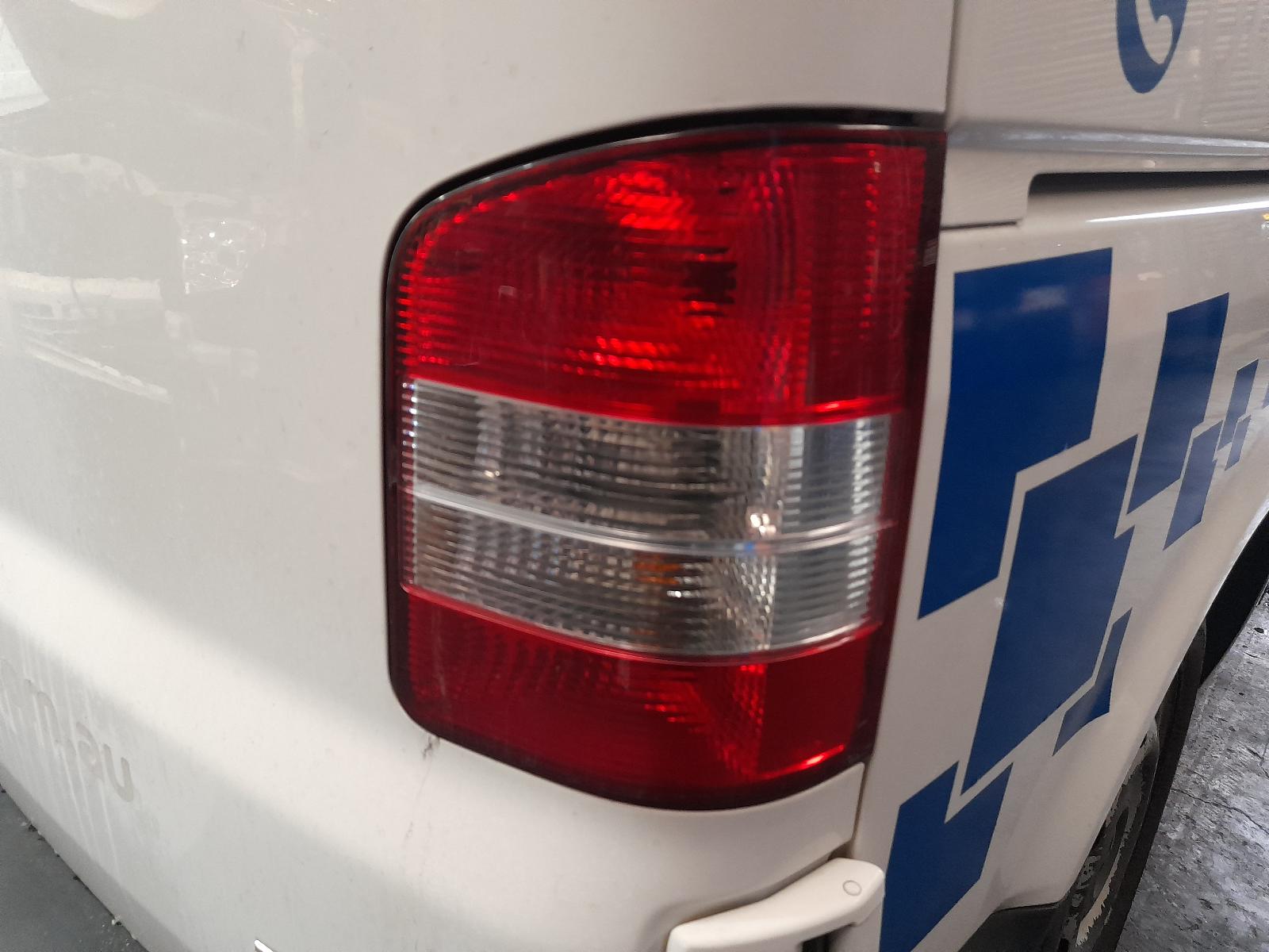 View Auto part Right Front Hub Assembly Volkswagen Transporter 2014