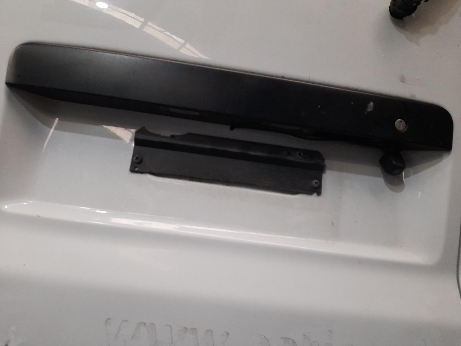 View Auto part Right Front Hub Assembly Volkswagen Transporter 2014