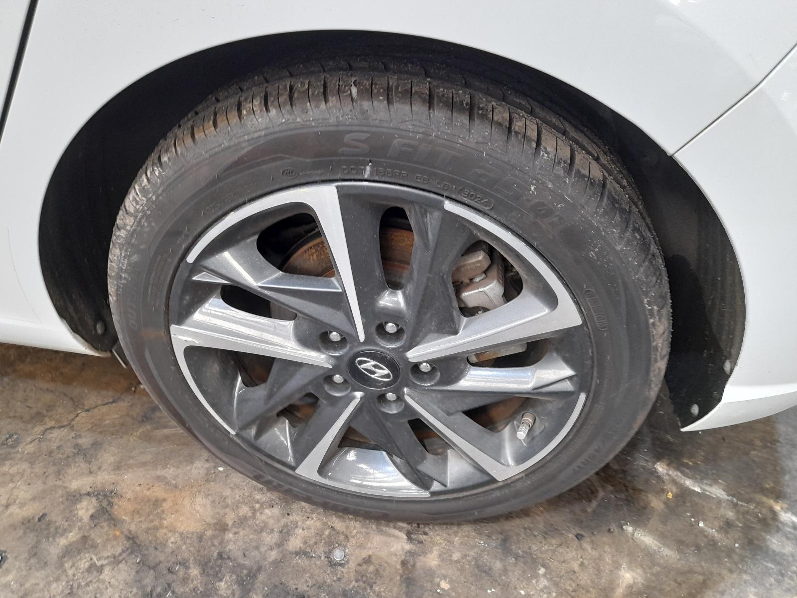 2020 Hyundai I30 Left Taillight View Auto part Left Taillight Hyundai I30 2020