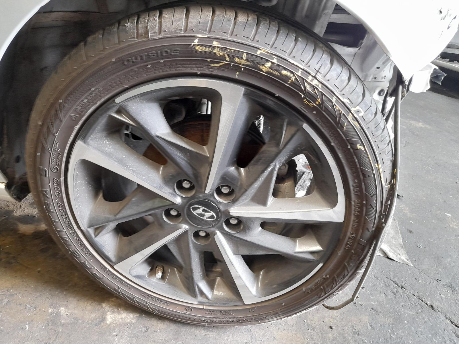 2020 Hyundai I30 Left Taillight View Auto part Left Taillight Hyundai I30 2020