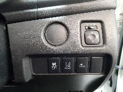 View Auto part Right Headlamp Mitsubishi Triton 2021