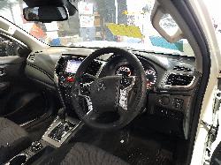 View Auto part Right Headlamp Mitsubishi Triton 2021