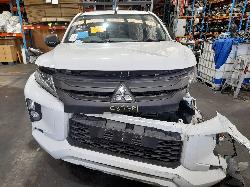 View Auto part Right Headlamp Mitsubishi Triton 2021