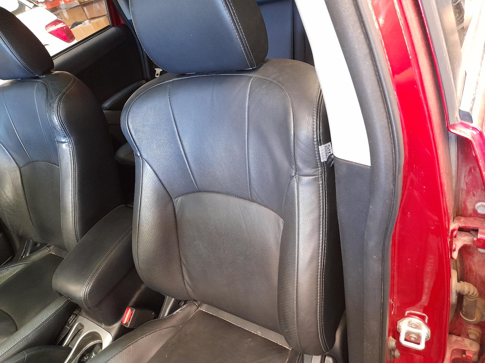 View Auto part Left Taillight Mitsubishi Outlander 2011