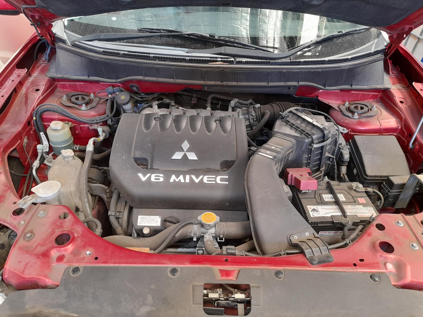 View Auto part Left Taillight Mitsubishi Outlander 2011