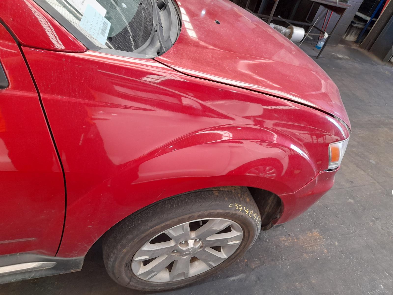 View Auto part Left Taillight Mitsubishi Outlander 2011