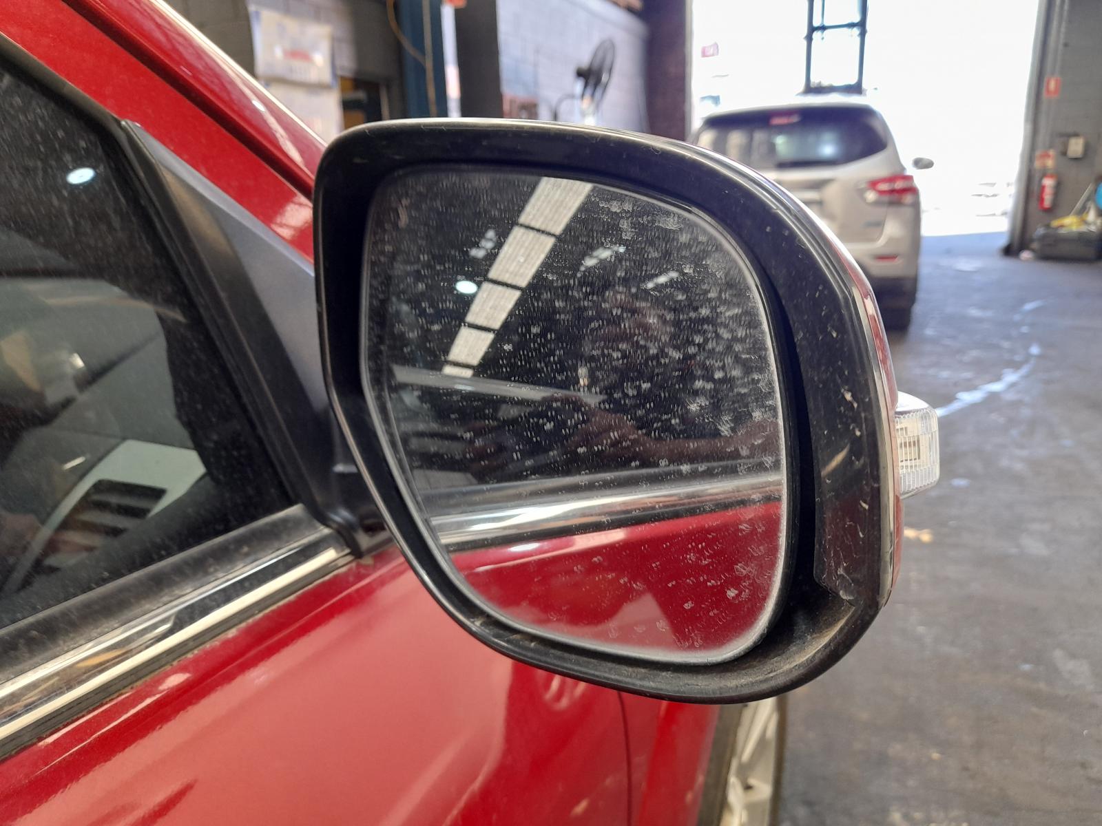 View Auto part Left Taillight Mitsubishi Outlander 2011