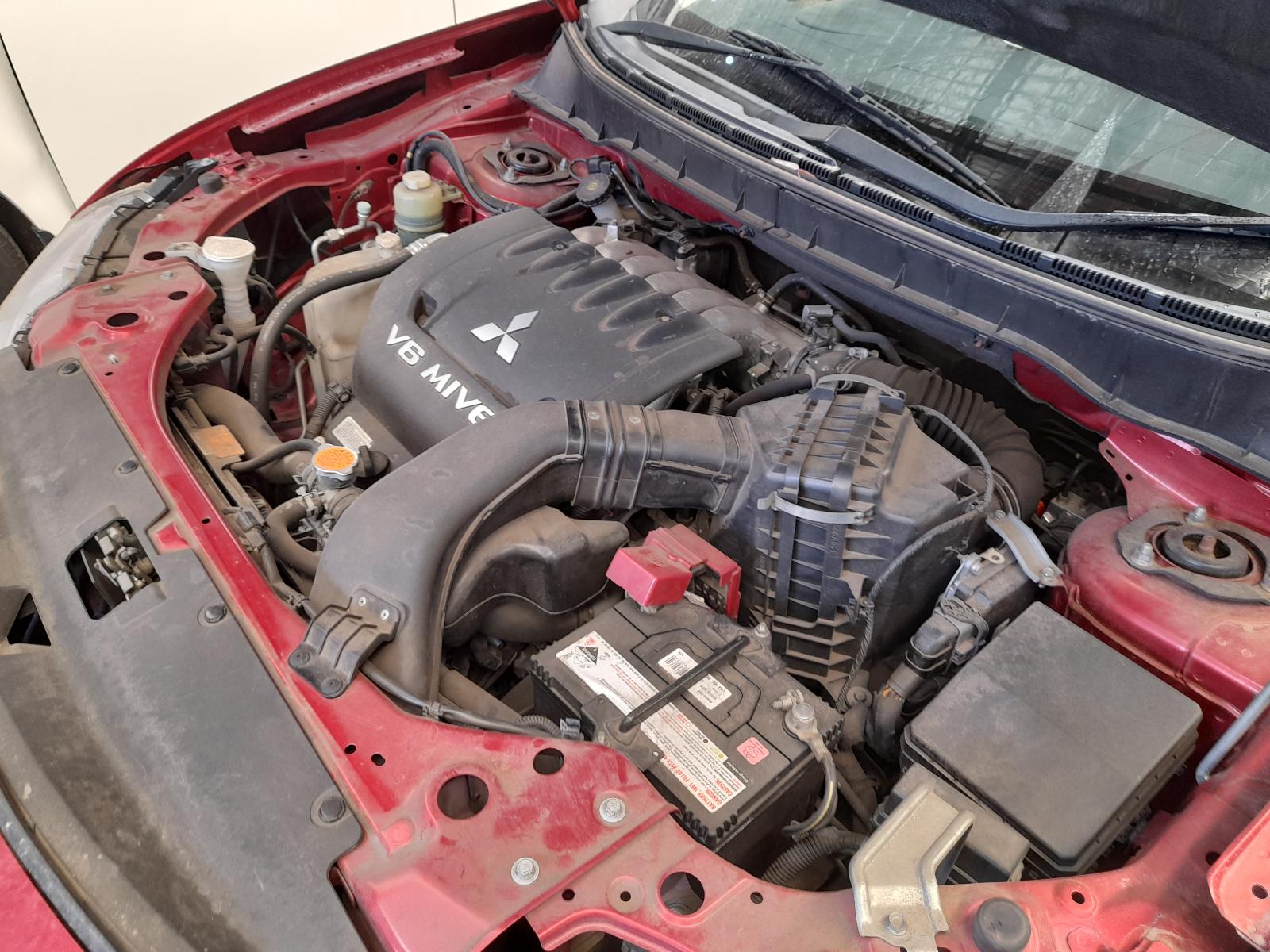 View Auto part Left Taillight Mitsubishi Outlander 2011