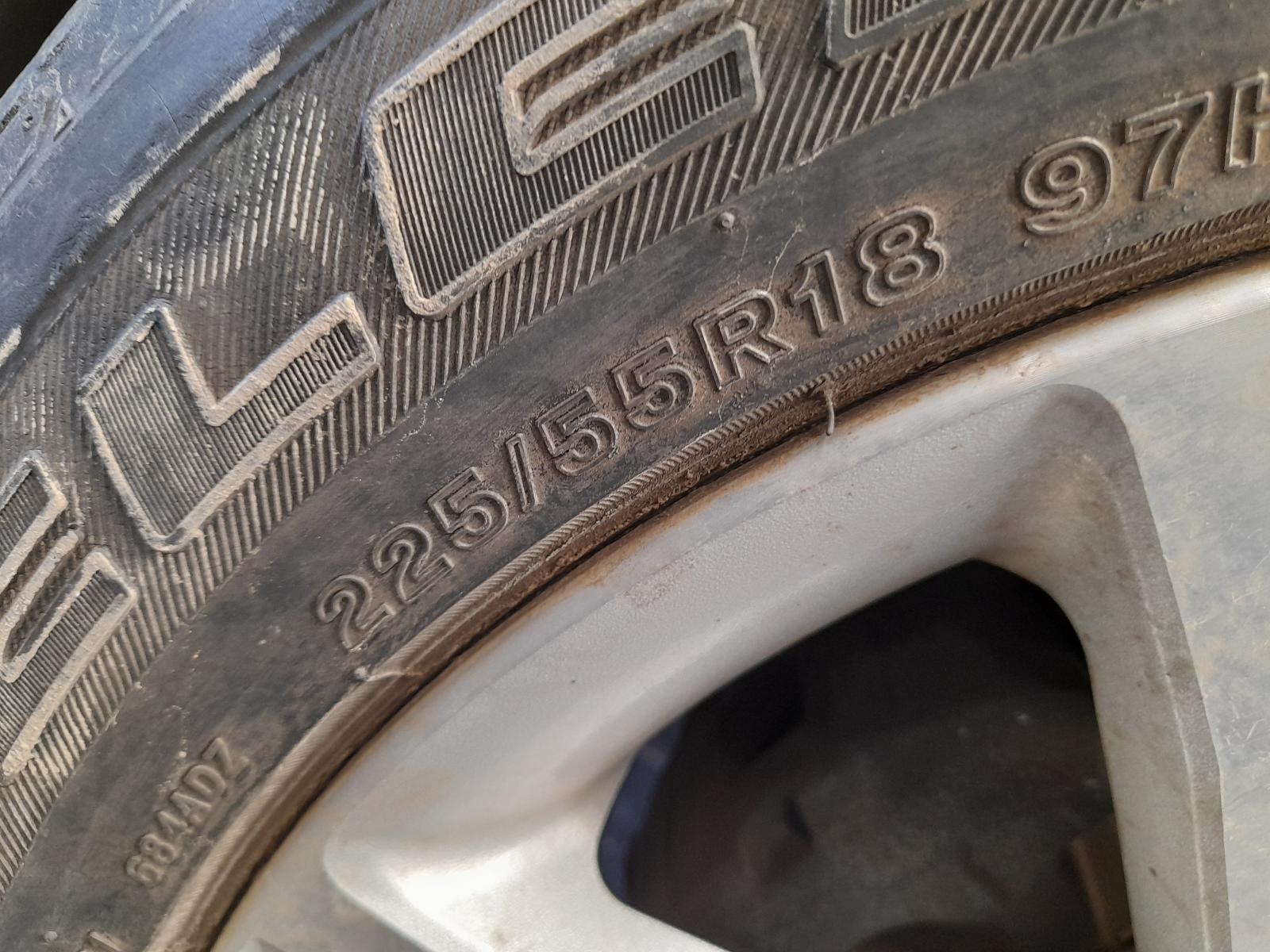 View Auto part Left Taillight Mitsubishi Outlander 2011