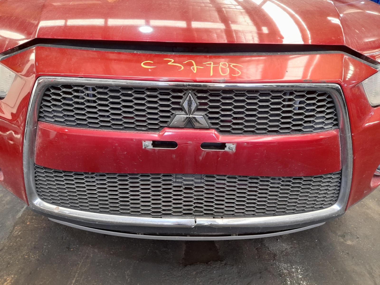 View Auto part Left Taillight Mitsubishi Outlander 2011