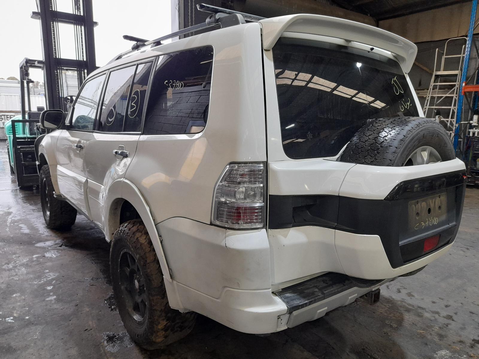 View Auto part Throttle Body Mitsubishi Pajero 2014