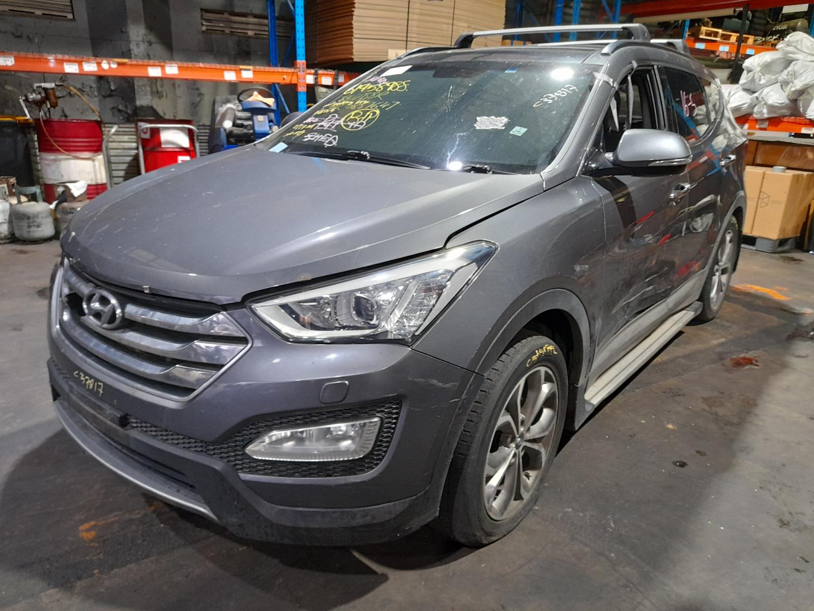 View Auto part Engine Hyundai Santa Fe 2014
