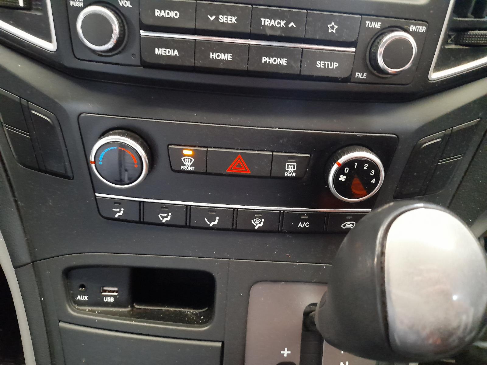 View Auto part Engine Hyundai Iload/imax 2019