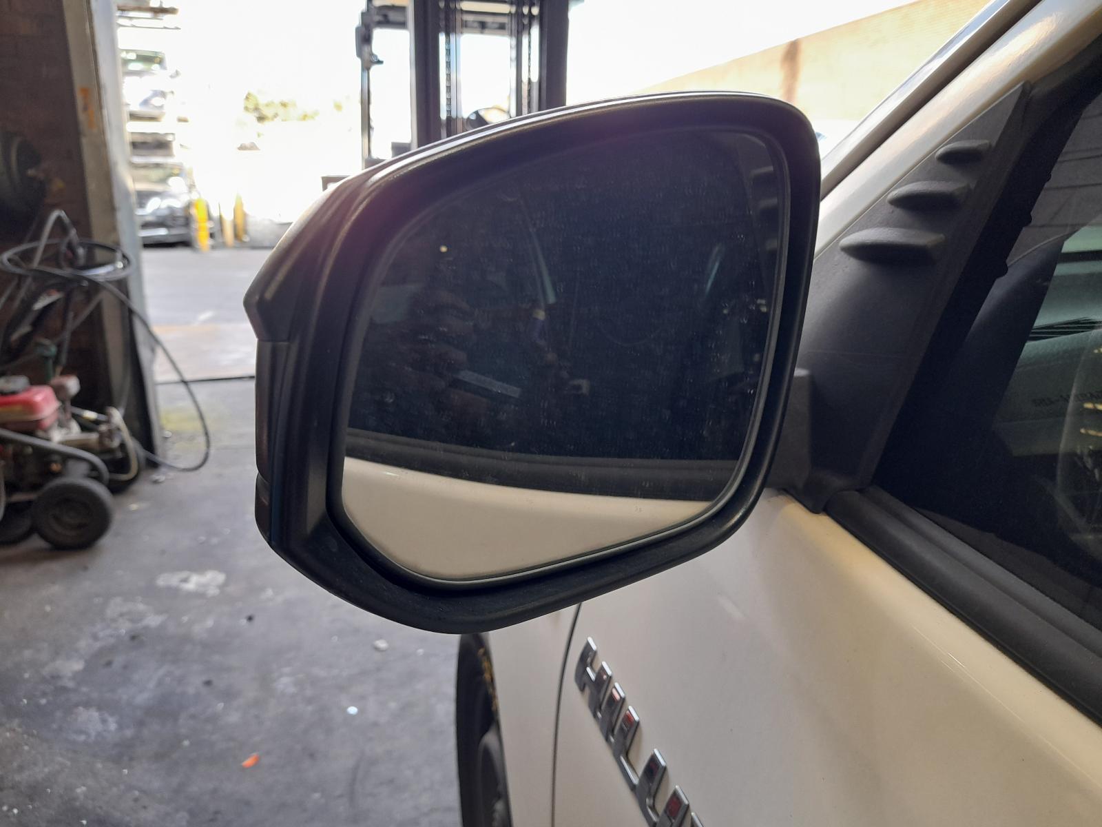 View Auto part Throttle Body Toyota Hilux 2017