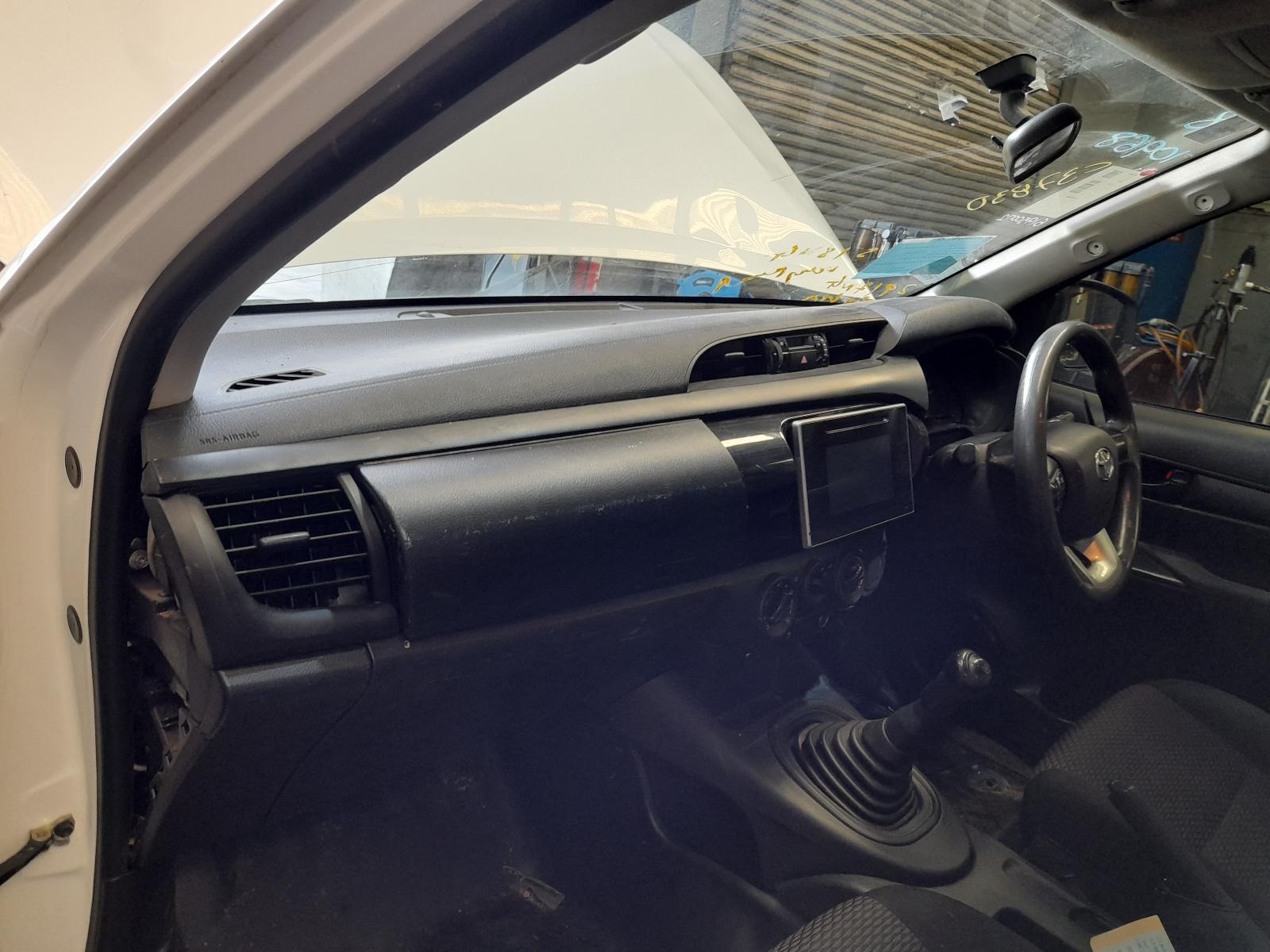 View Auto part Throttle Body Toyota Hilux 2017