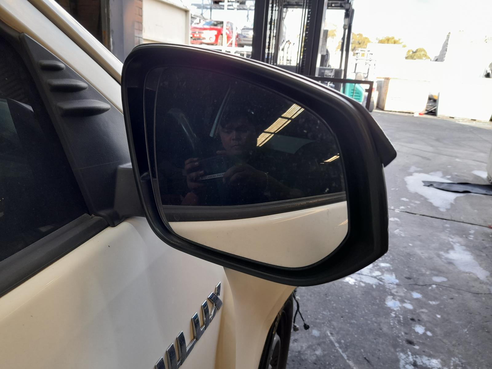 View Auto part Throttle Body Toyota Hilux 2017