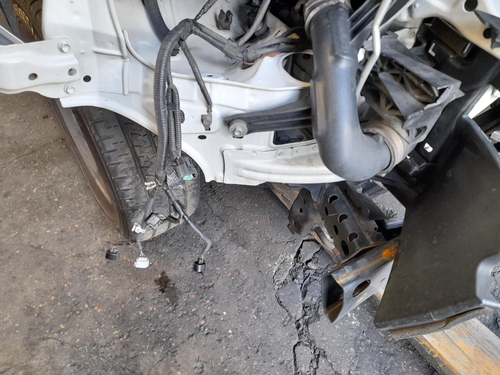 View Auto part Throttle Body Toyota Hilux 2017