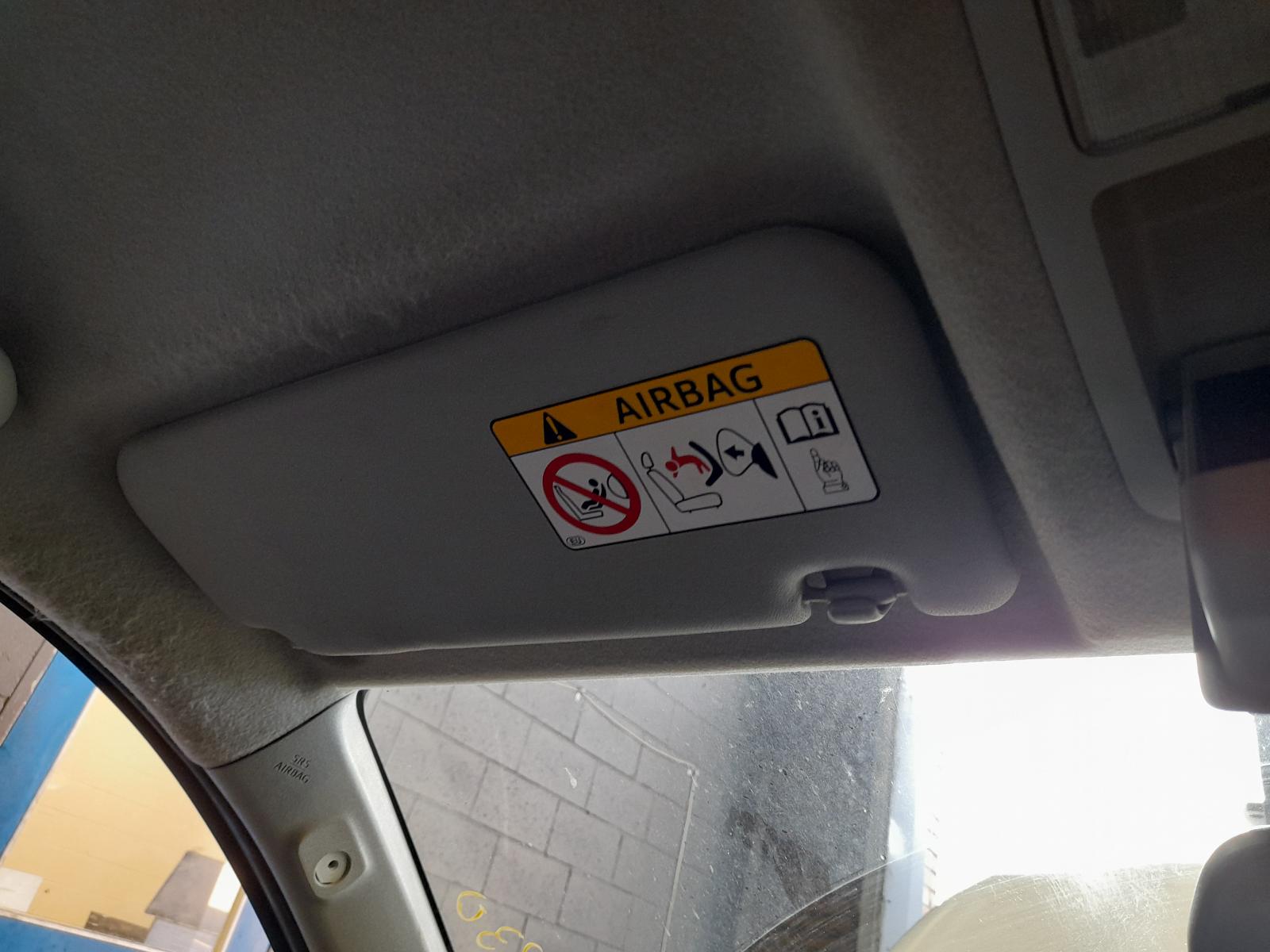 View Auto part Throttle Body Toyota Hilux 2017