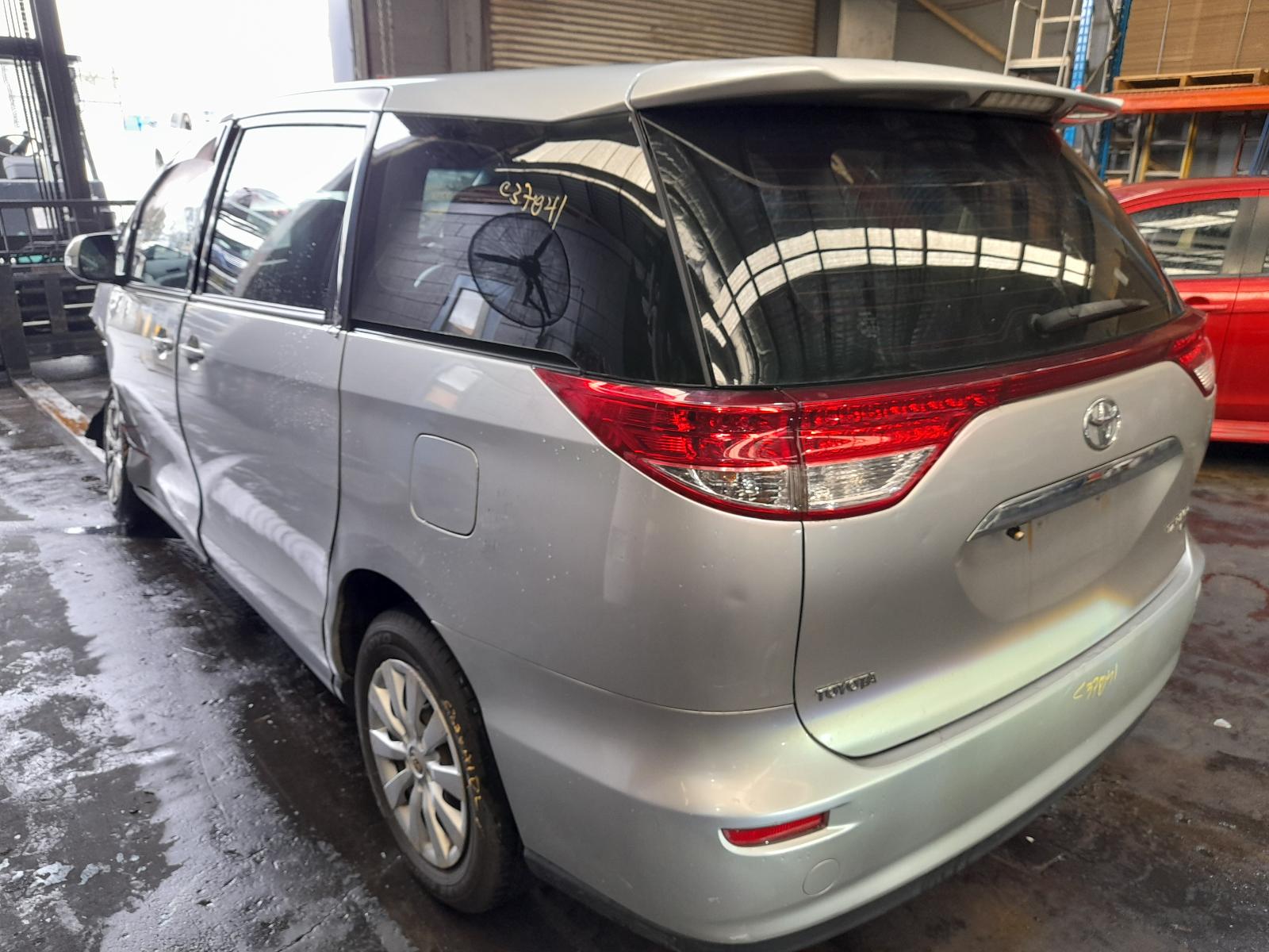 View Auto part Throttle Body Toyota Tarago 2013