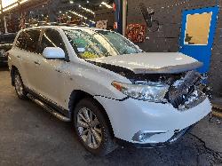 View Auto part A/C Condenser Toyota Kluger 2011