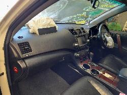 View Auto part A/C Condenser Toyota Kluger 2011