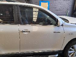 View Auto part A/C Condenser Toyota Kluger 2011