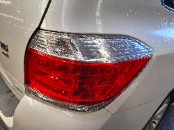 View Auto part A/C Condenser Toyota Kluger 2011