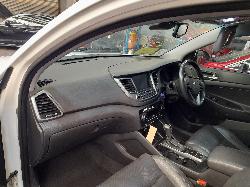 View Auto part Differential Centre Hyundai Tucson 2016
