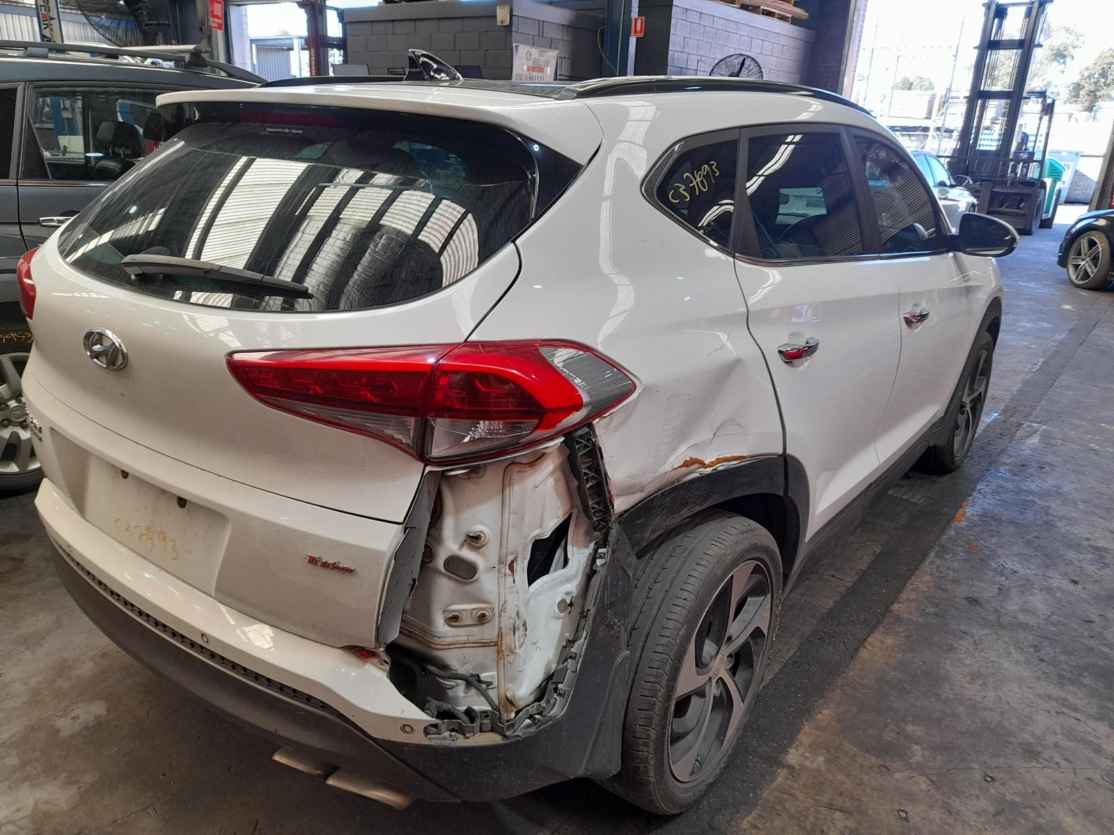 2016 Hyundai Tucson Differential Centre View Auto part Differential Centre Hyundai Tucson 2016