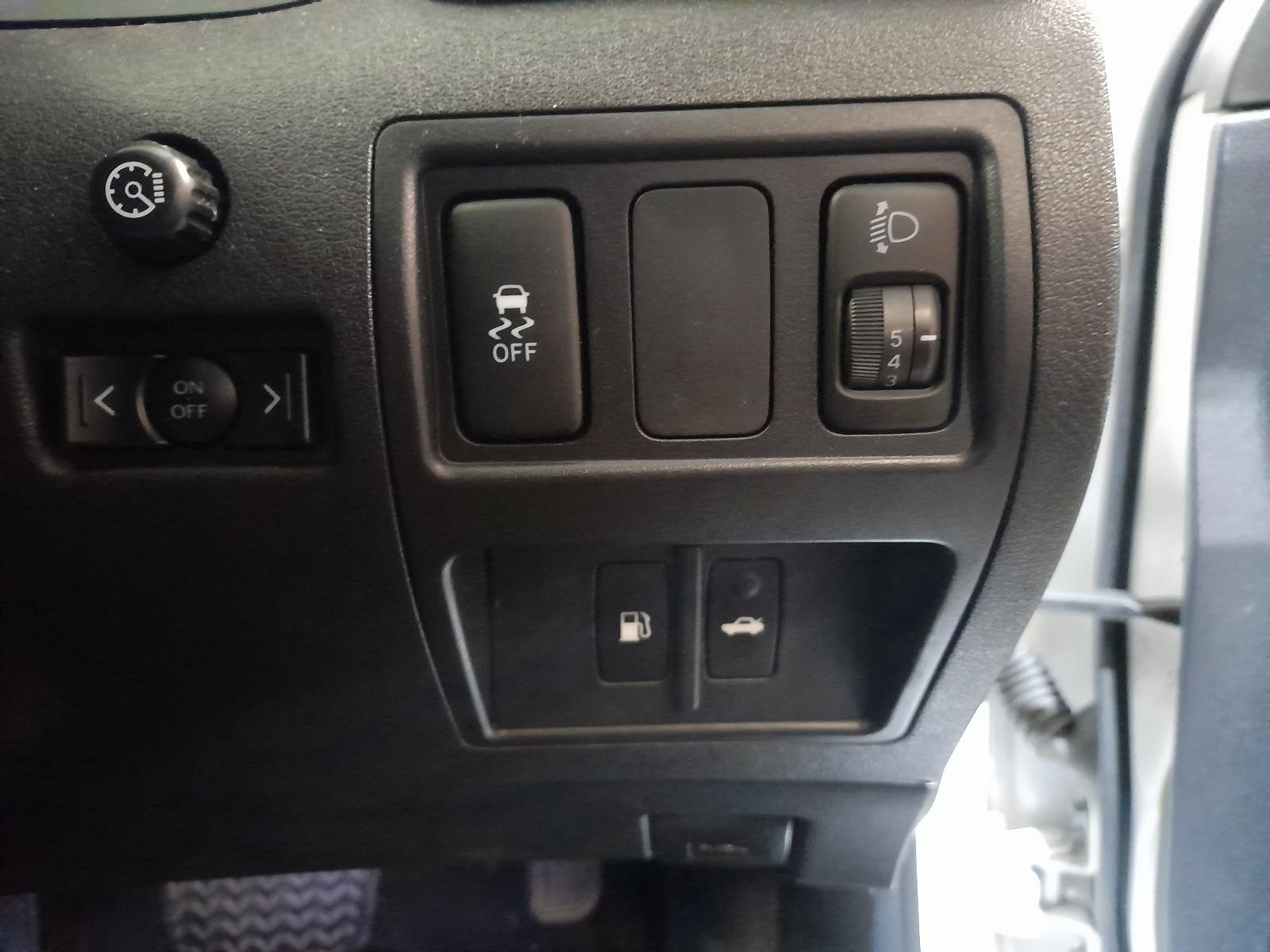 View Auto part Right Rear Door Sliding Lexus Is250/is250c 2012