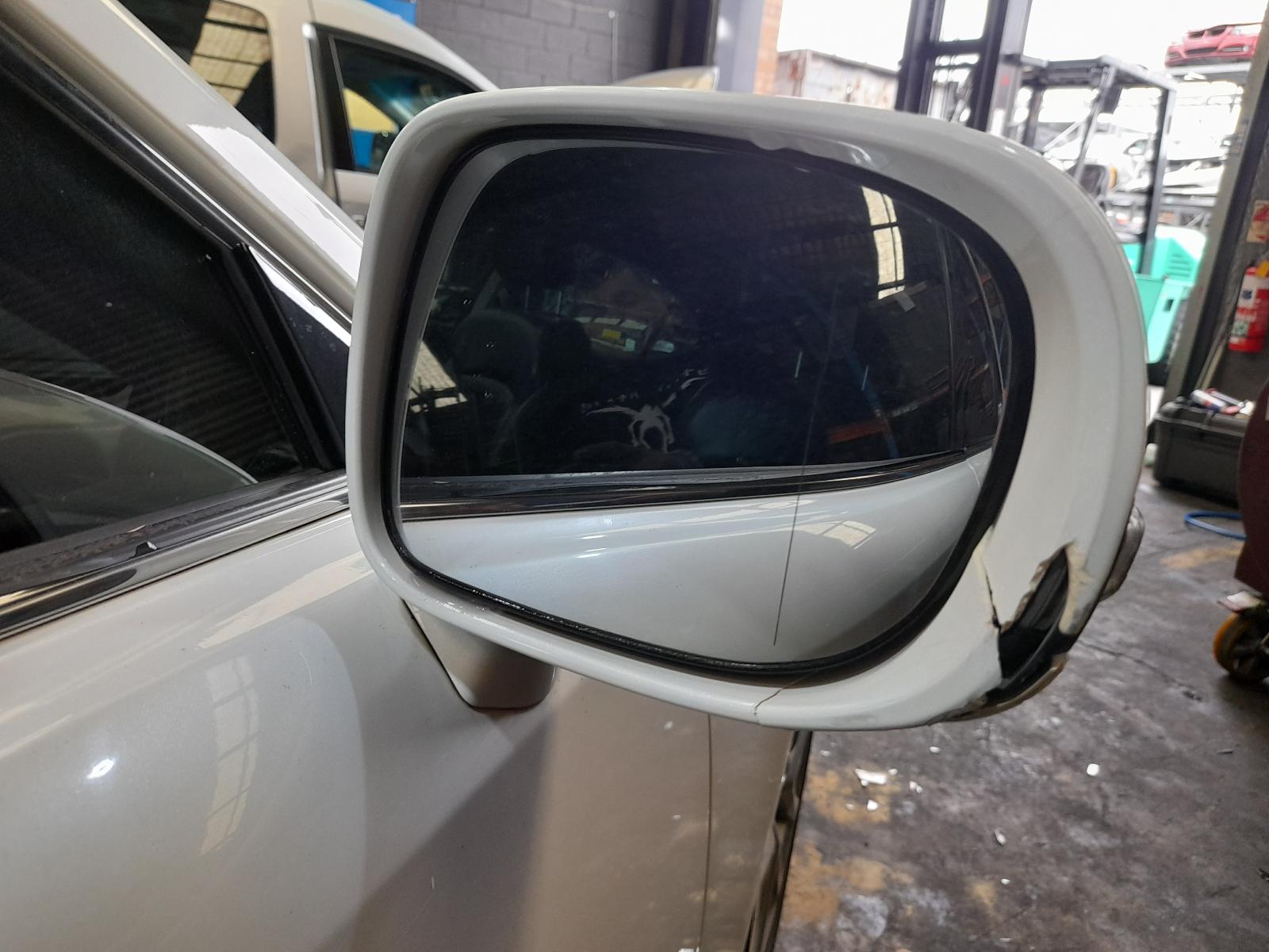View Auto part Right Rear Door Sliding Lexus Is250/is250c 2012