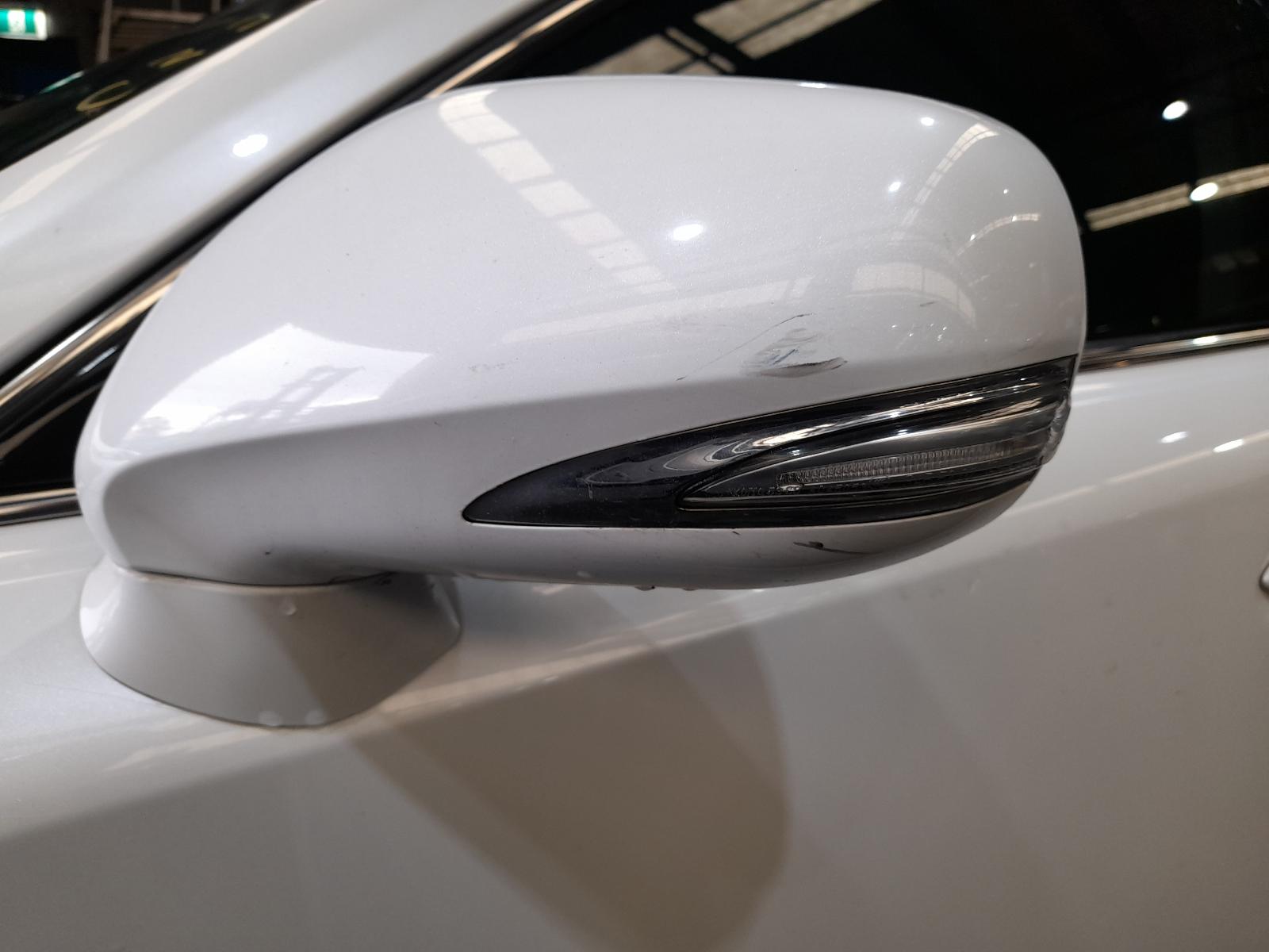View Auto part Right Rear Door Sliding Lexus Is250/is250c 2012