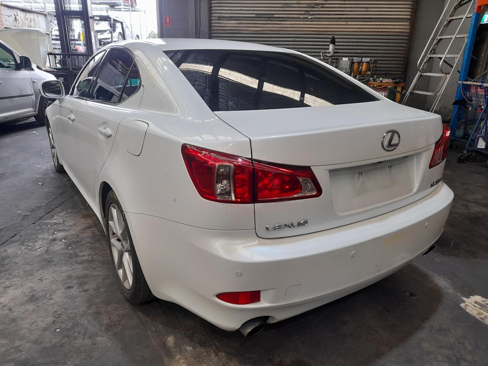 View Auto part Right Rear Door Sliding Lexus Is250/is250c 2012