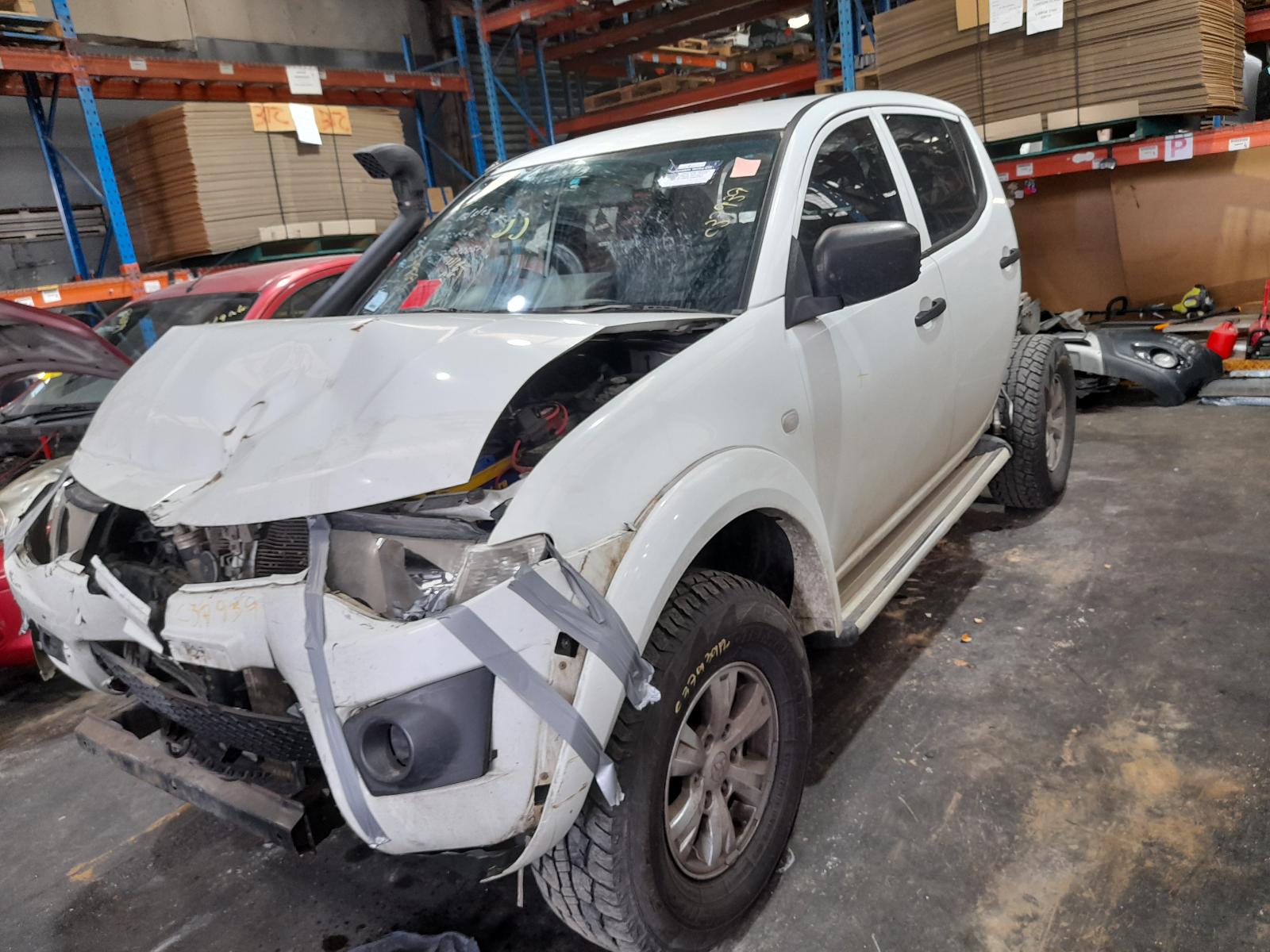 View Auto part Catalytic Converter Mitsubishi Triton 2014