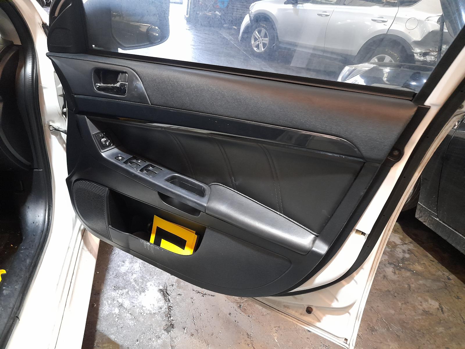 View Auto part Engine Mitsubishi Lancer 2015