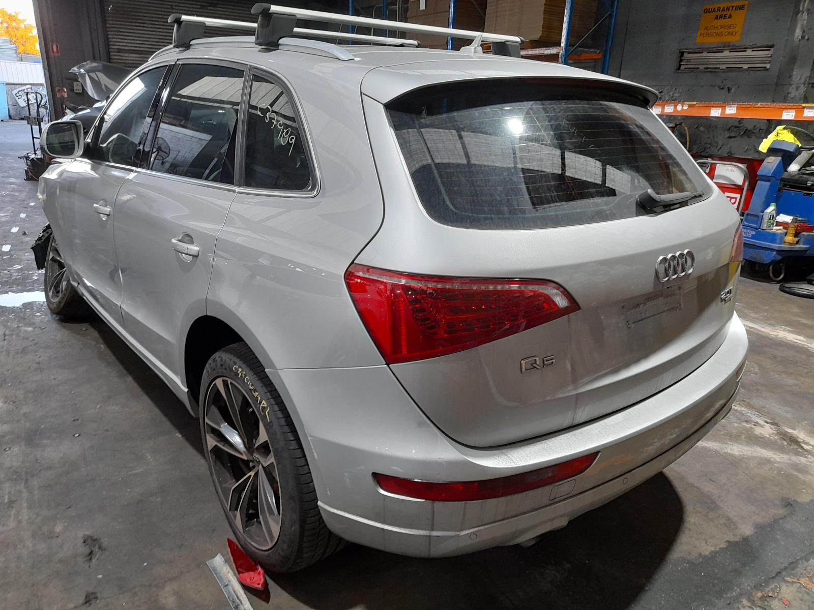 View Auto part Rear/Tailgate Glass Audi Q5 2011