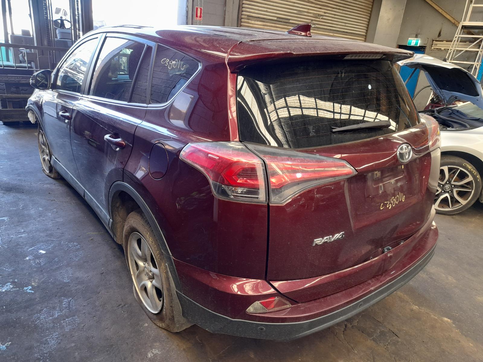 View Auto part Right Headlamp Toyota Rav4 2017