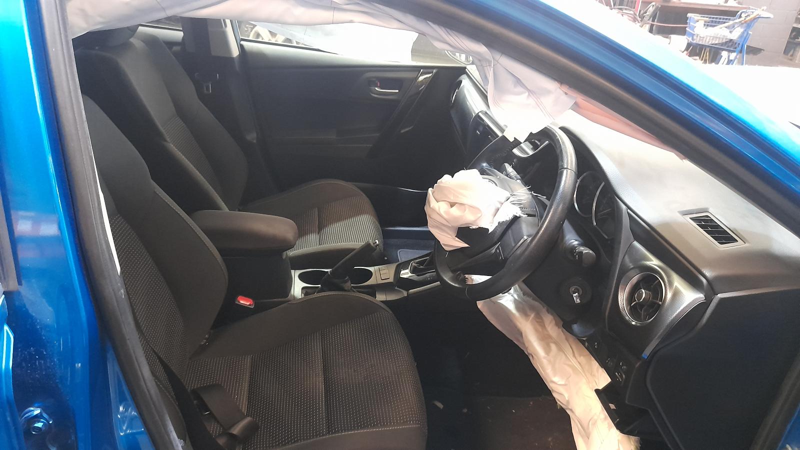 View Auto part Console Toyota Corolla 2017