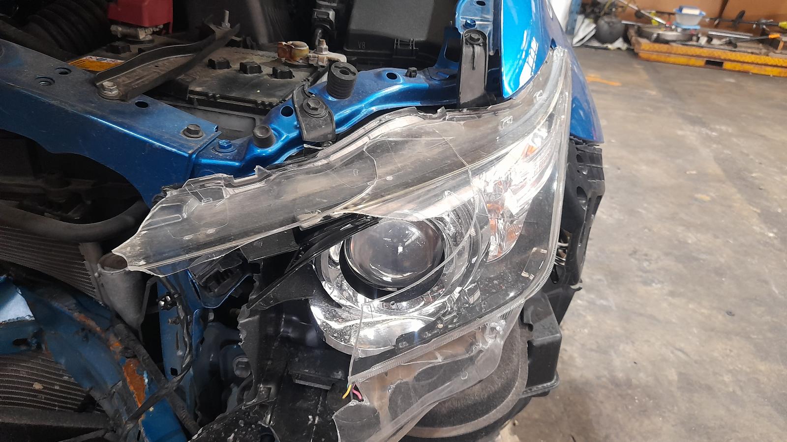 View Auto part Console Toyota Corolla 2017