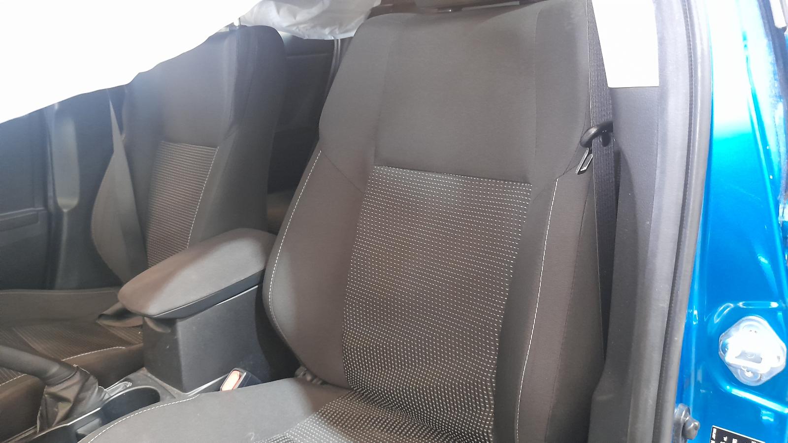 View Auto part Console Toyota Corolla 2017