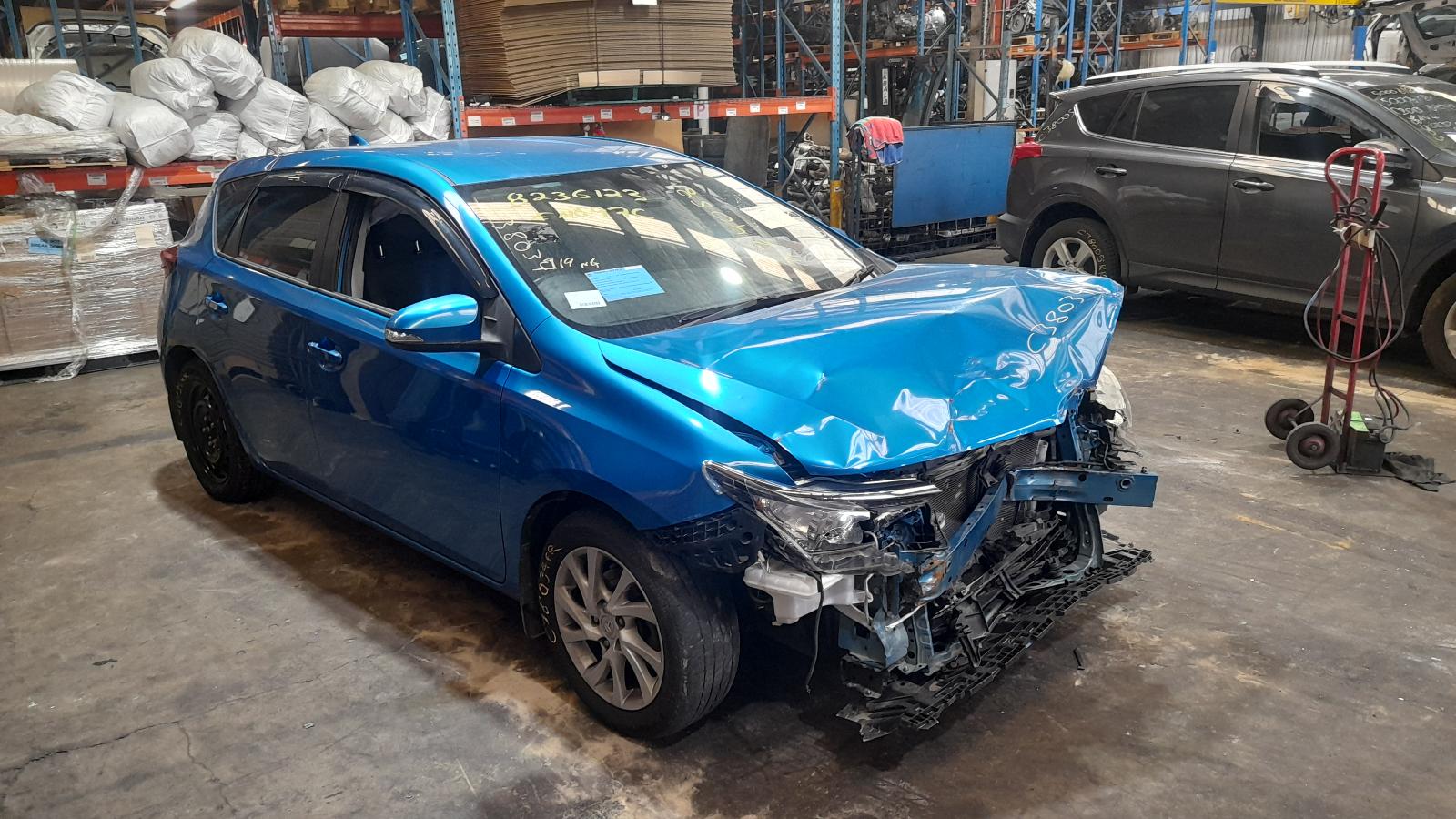 View Auto part Console Toyota Corolla 2017