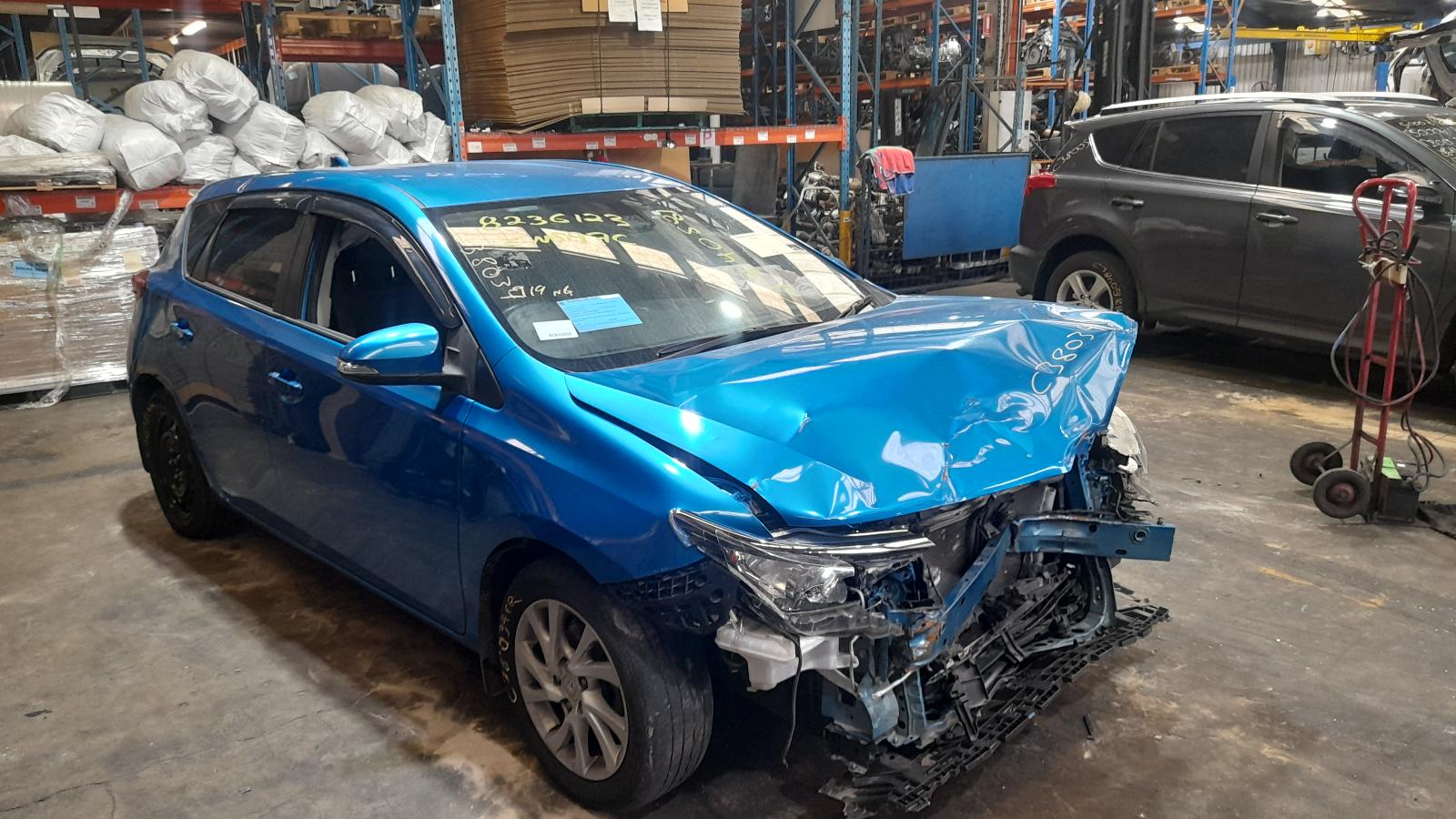 View Auto part Console Toyota Corolla 2017