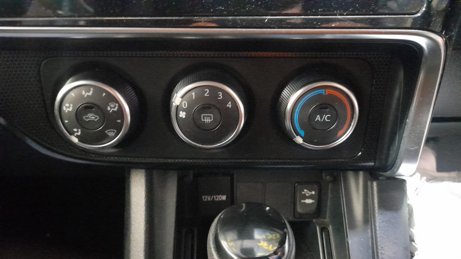 View Auto part Console Toyota Corolla 2017