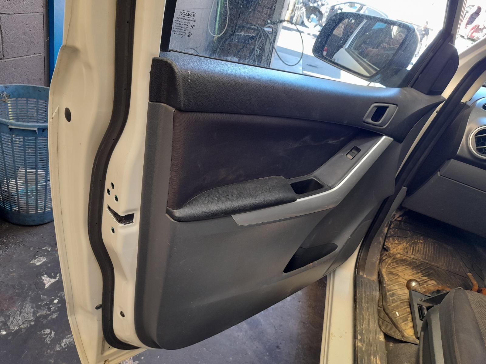 View Auto part Engine Mazda Bt50 2013